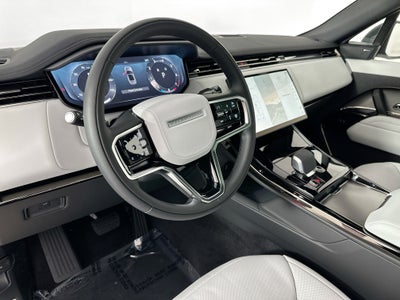 2026 Land Rover Range Rover Sport SE