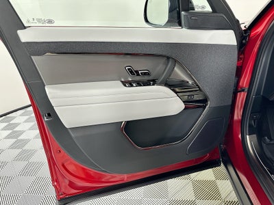 2026 Land Rover Range Rover Sport SE