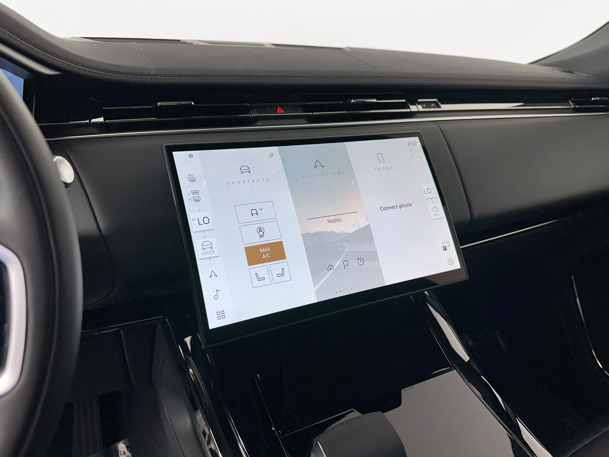 2026 Land Rover Range Rover Sport SE