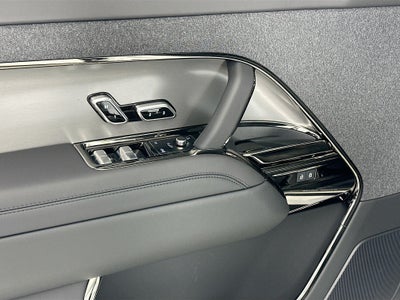 2026 Land Rover Range Rover Sport SE