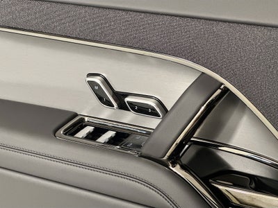 2026 Land Rover Range Rover Sport SE