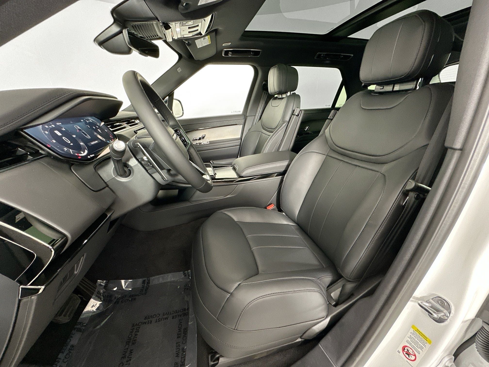 2026 Land Rover Range Rover Sport SE