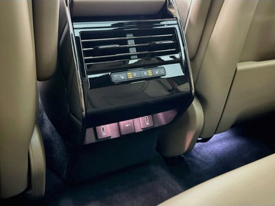 2026 Land Rover Range Rover Sport SE