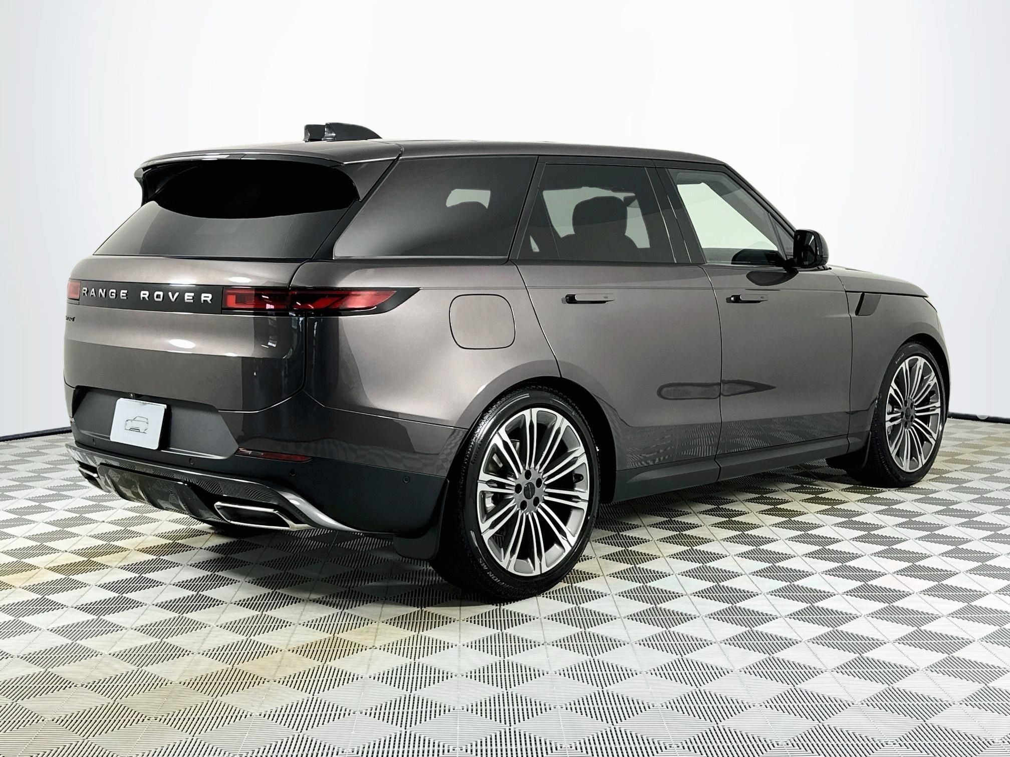 2026 Land Rover Range Rover Sport SE