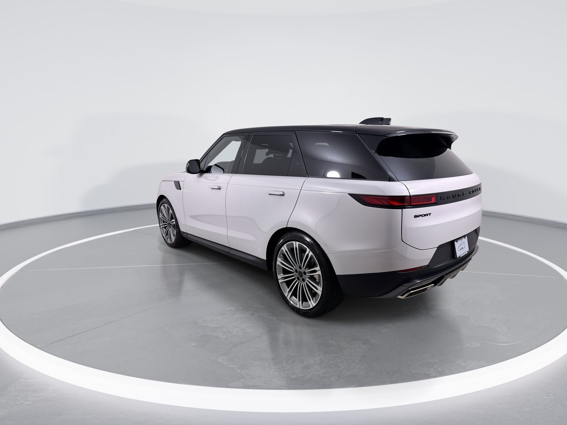 2027 Land Rover Range Rover Sport SE