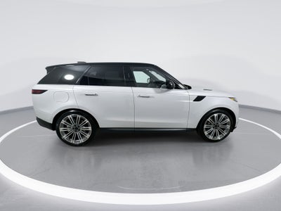 2027 Land Rover Range Rover Sport SE