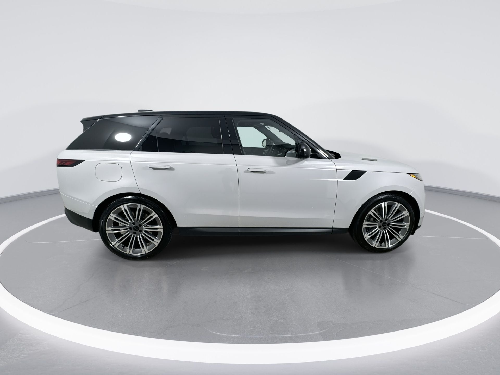 2027 Land Rover Range Rover Sport SE