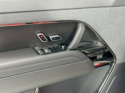 2026 Land Rover Range Rover Sport SE