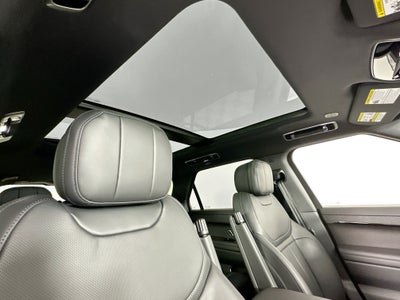 2026 Land Rover Range Rover Sport SE