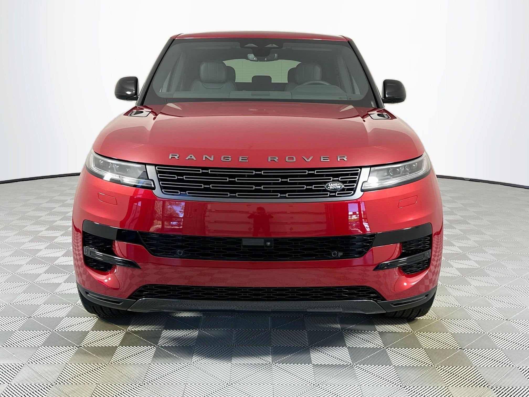 2026 Land Rover Range Rover Sport SE
