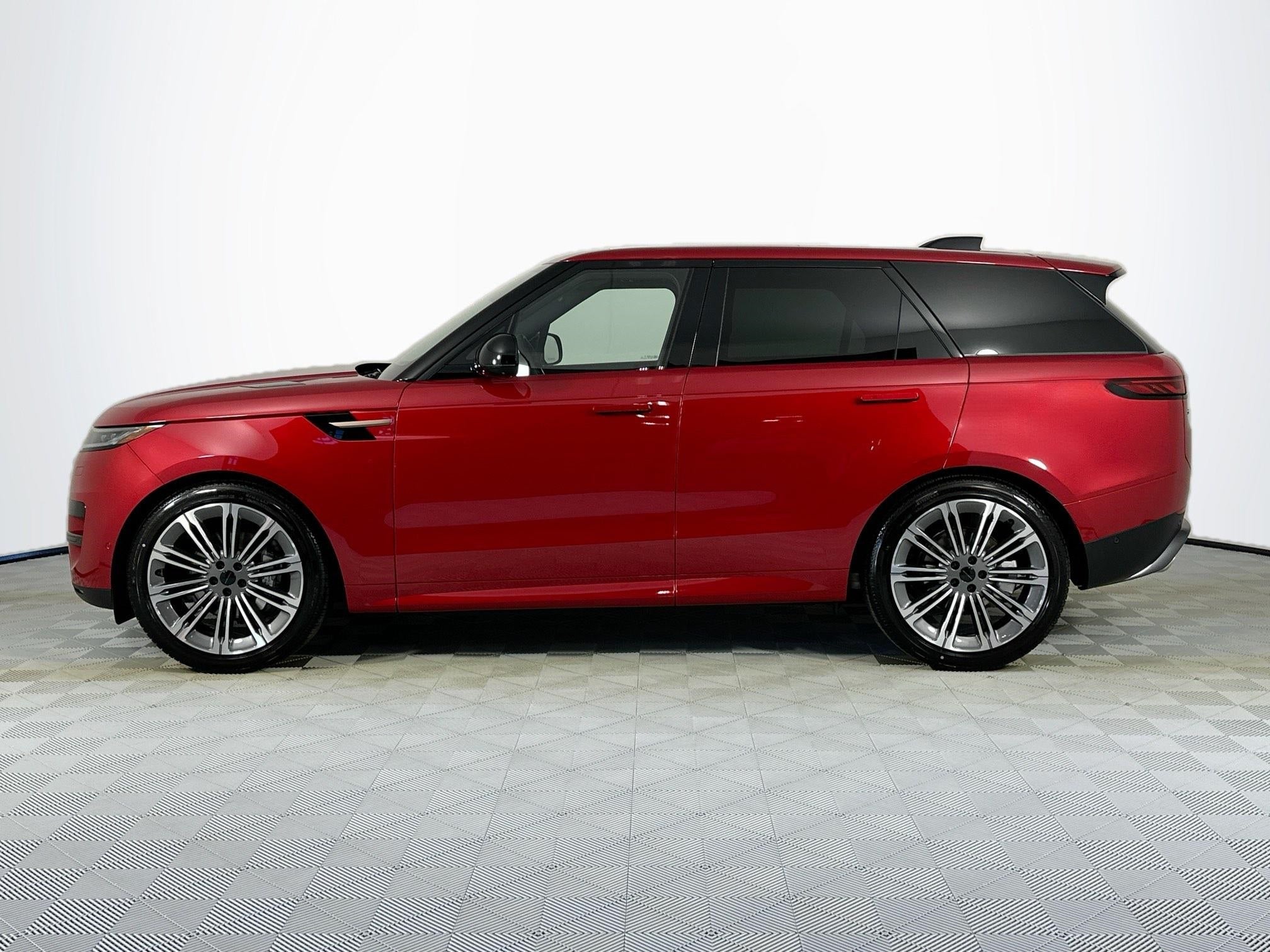 2026 Land Rover Range Rover Sport SE