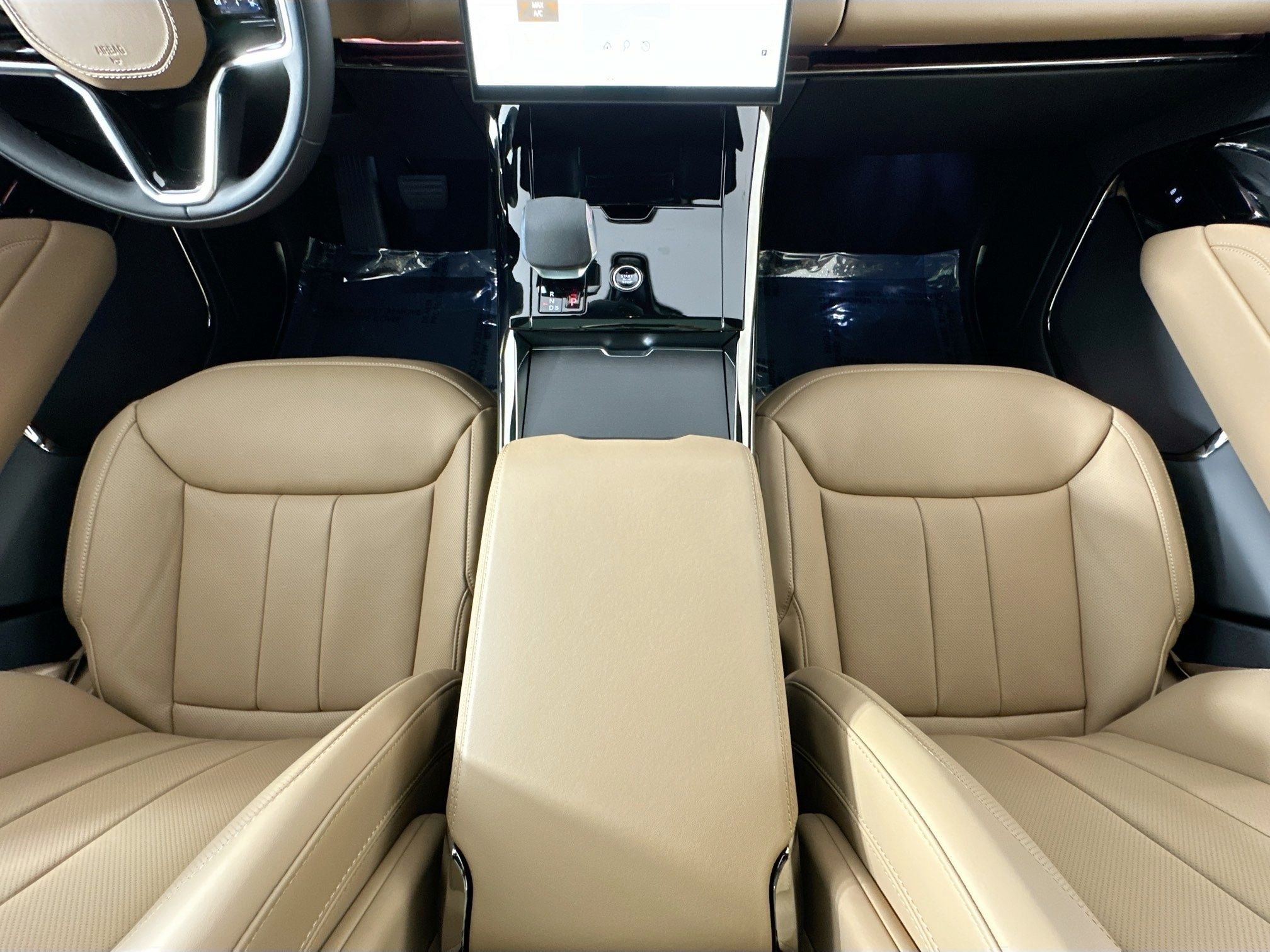 2026 Land Rover Range Rover Sport SE