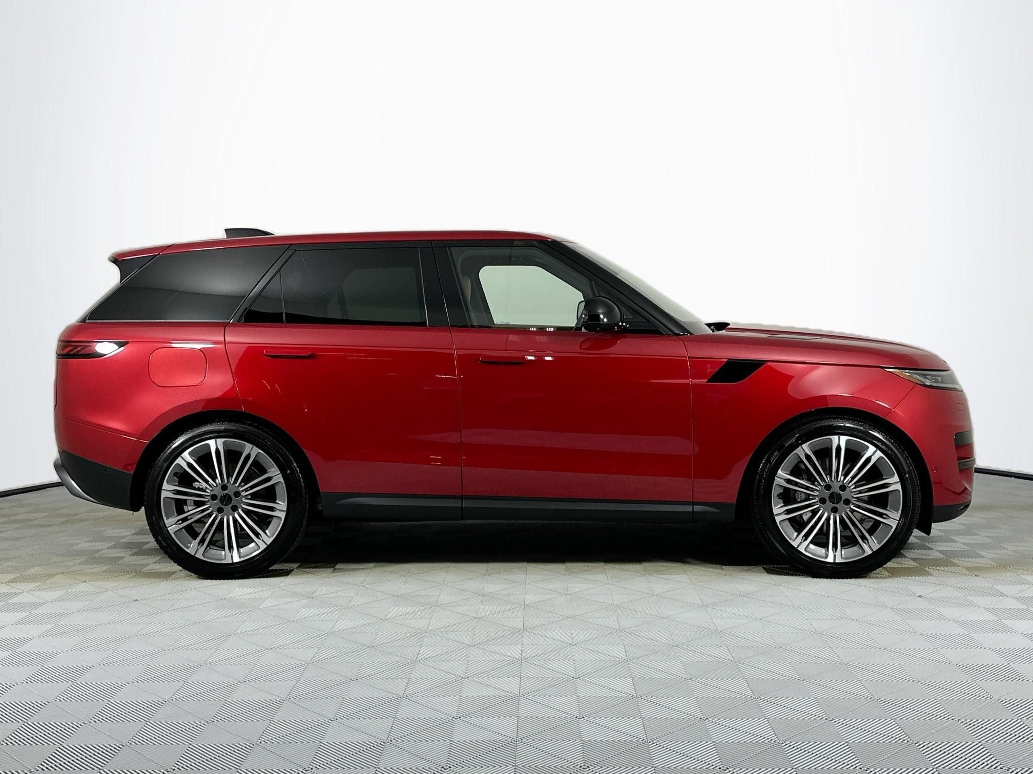 2026 Land Rover Range Rover Sport SE