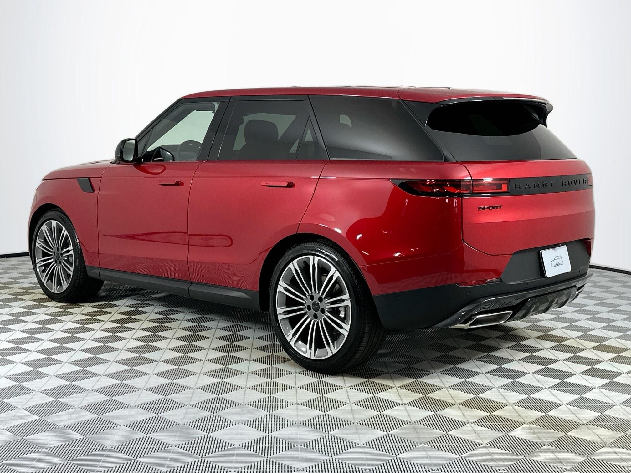 2026 Land Rover Range Rover Sport SE