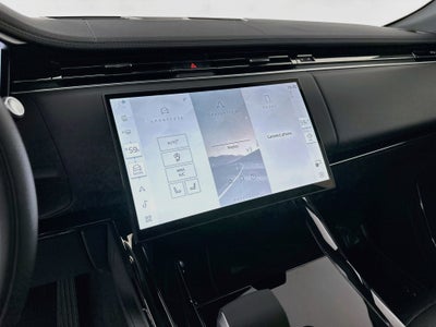 2027 Land Rover Range Rover Sport SE