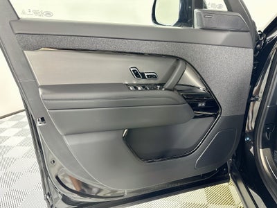 2027 Land Rover Range Rover Sport SE