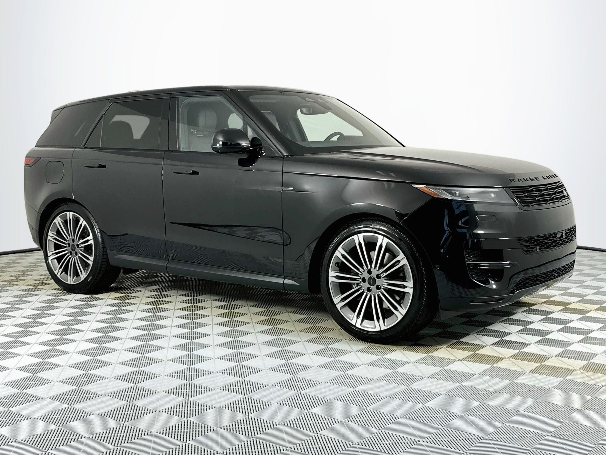 2027 Land Rover Range Rover Sport SE