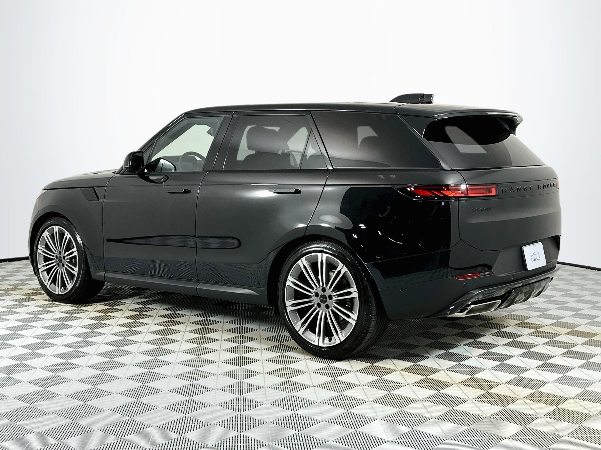 2027 Land Rover Range Rover Sport SE