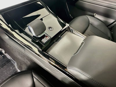 2026 Land Rover Range Rover Sport SE