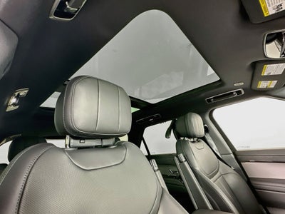 2026 Land Rover Range Rover Sport SE