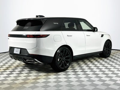 2026 Land Rover Range Rover Sport SE