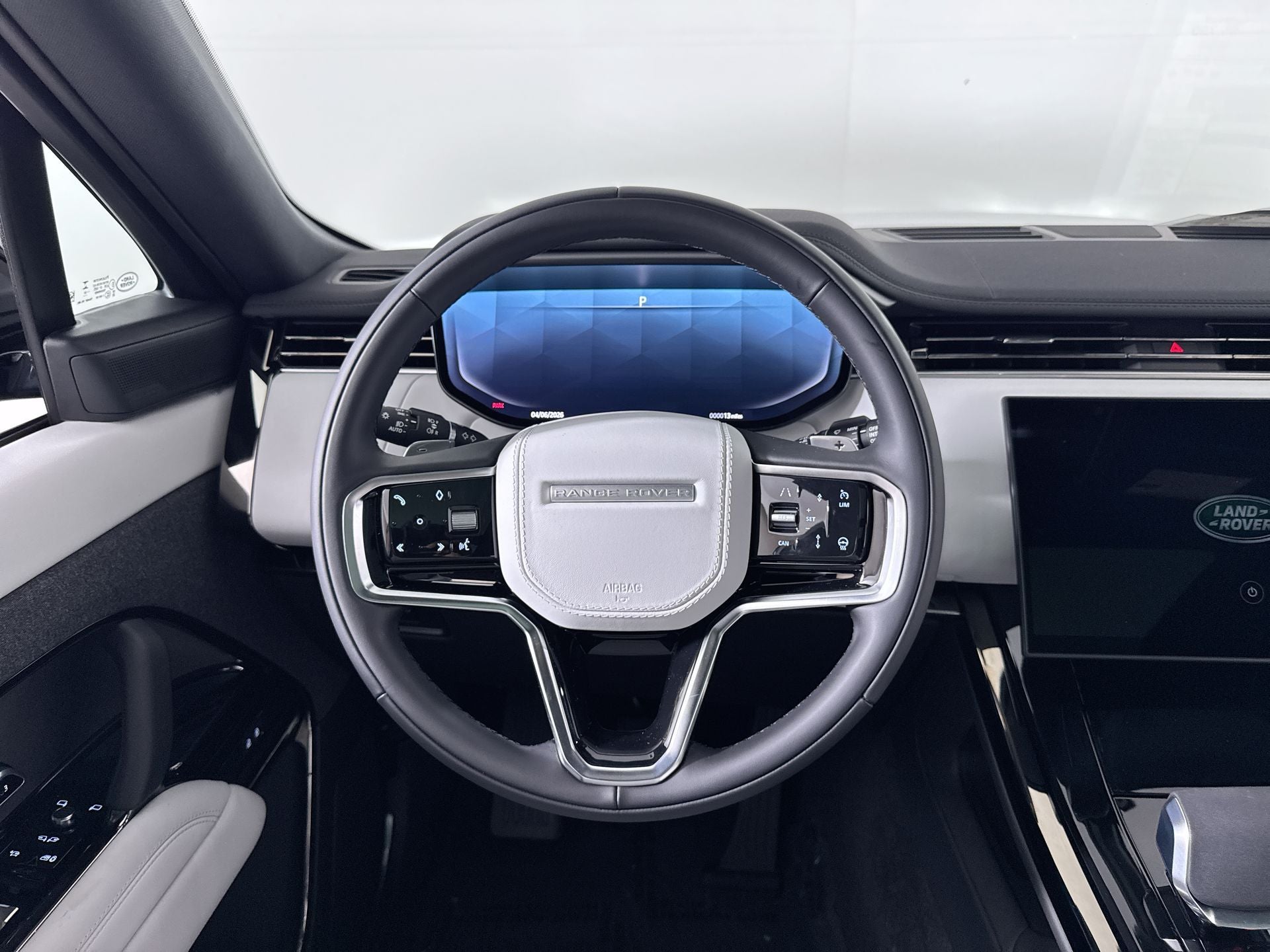 2026 Land Rover Range Rover Sport SE