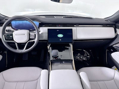2026 Land Rover Range Rover Sport SE