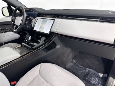 2026 Land Rover Range Rover Sport SE