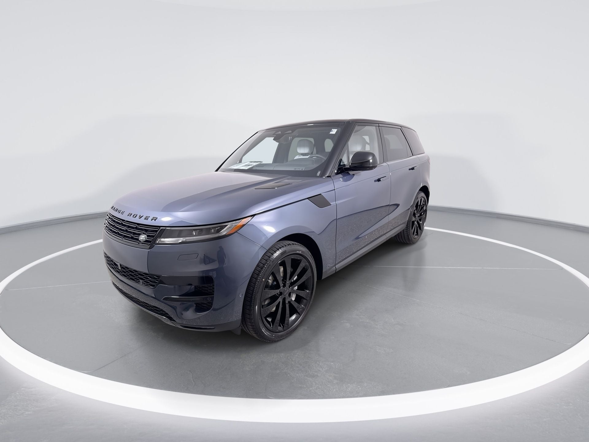 2026 Land Rover Range Rover Sport SE