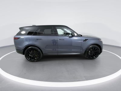 2026 Land Rover Range Rover Sport SE