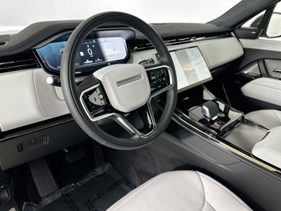 2026 Land Rover Range Rover Sport SE
