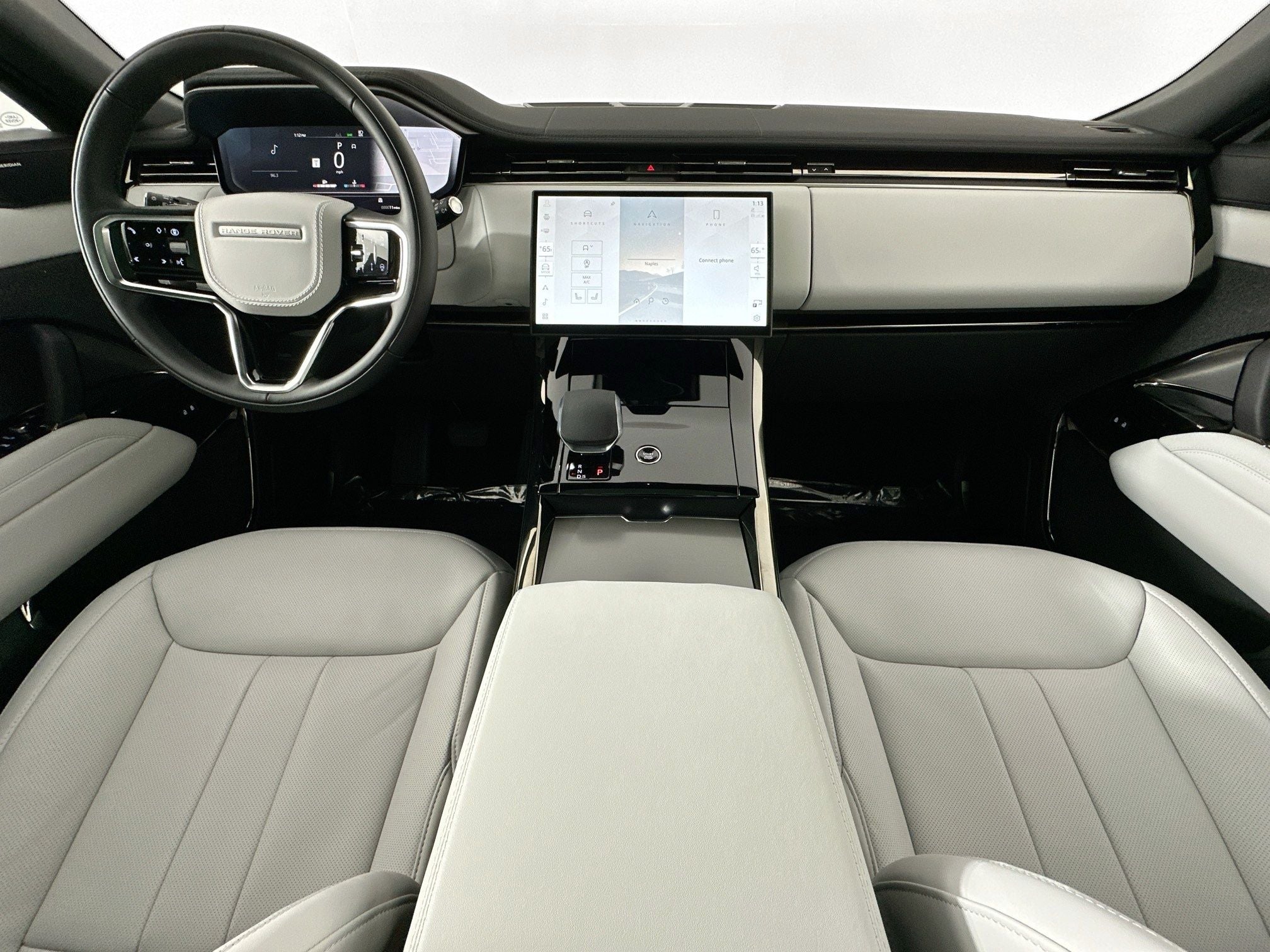 2026 Land Rover Range Rover Sport SE