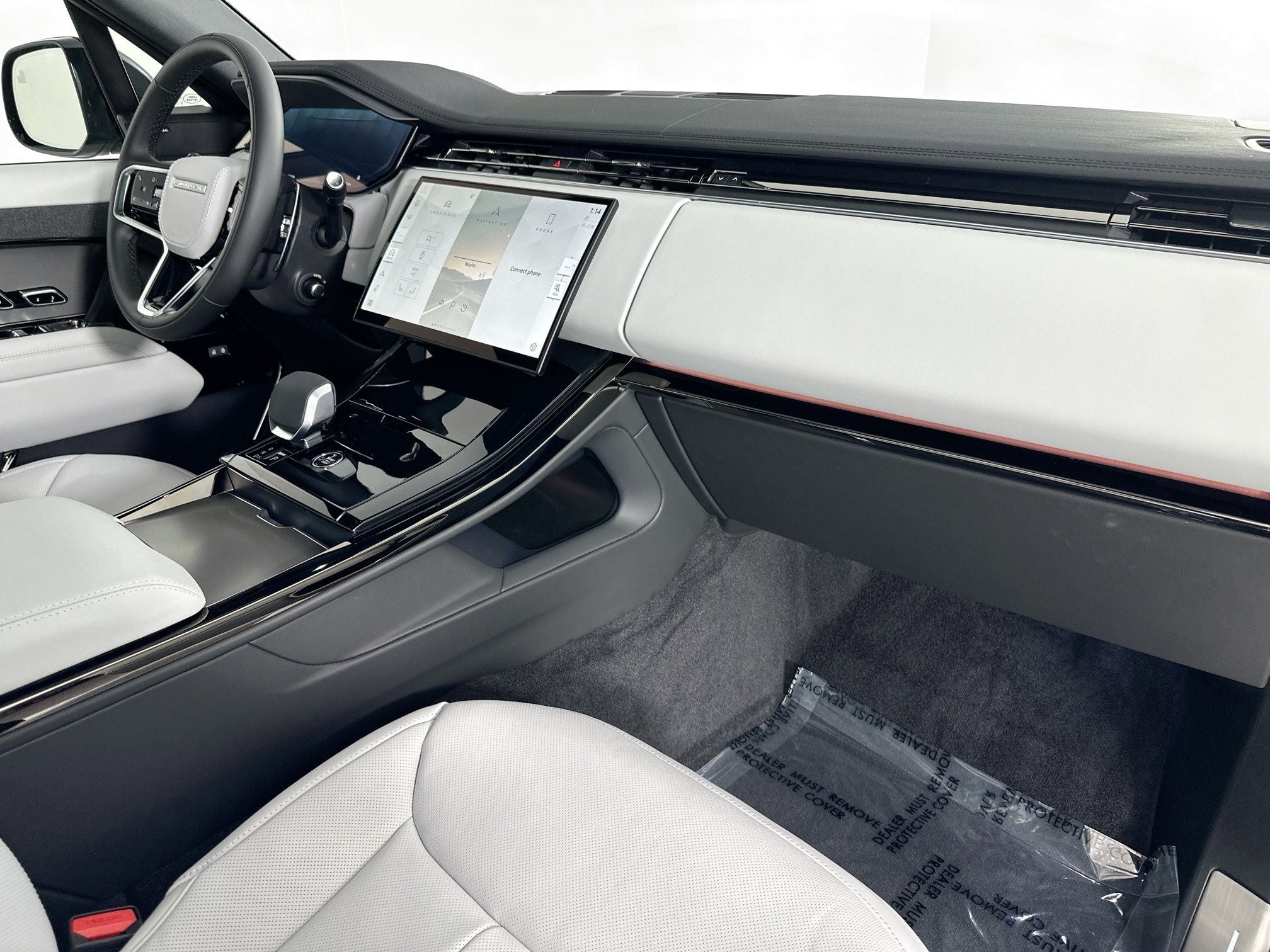 2026 Land Rover Range Rover Sport SE