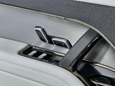 2027 Land Rover Range Rover Sport SE