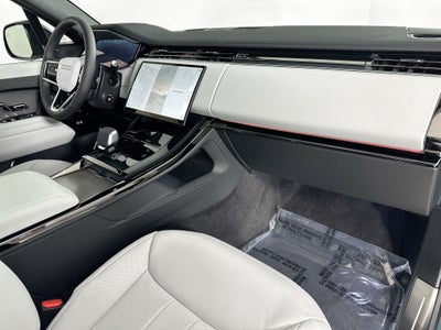2026 Land Rover Range Rover Sport SE
