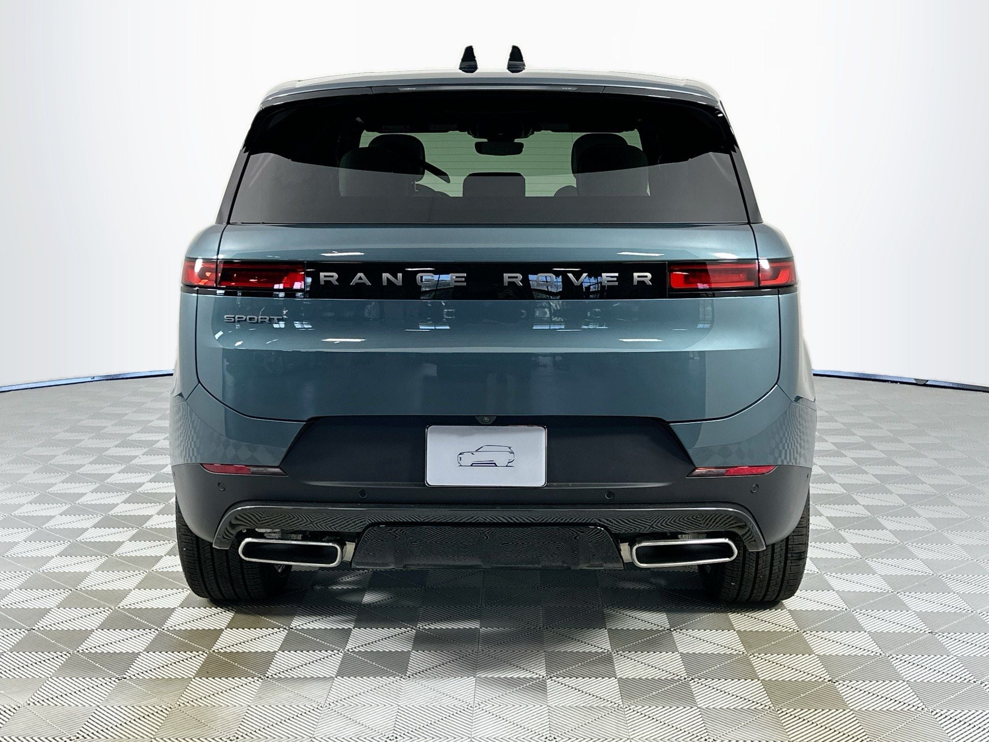 2026 Land Rover Range Rover Sport SE