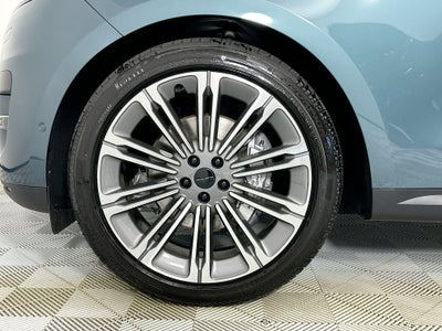 2026 Land Rover Range Rover Sport SE