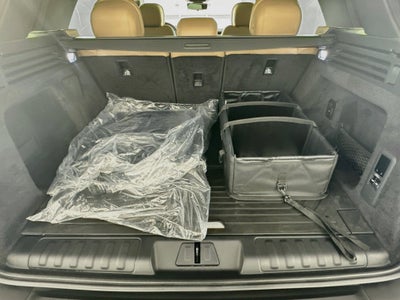 2026 Land Rover Range Rover Sport SE