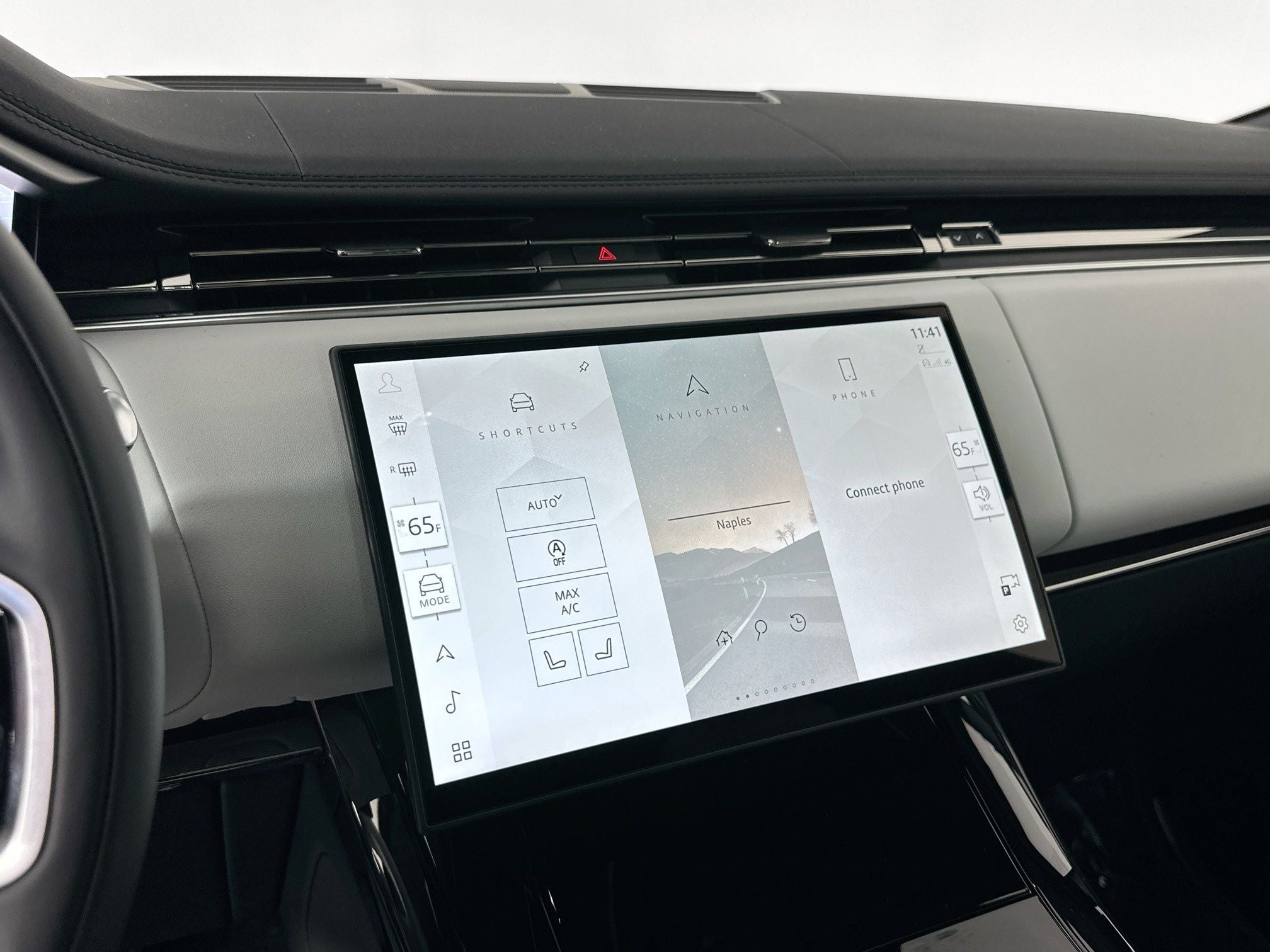 2026 Land Rover Range Rover Sport SE