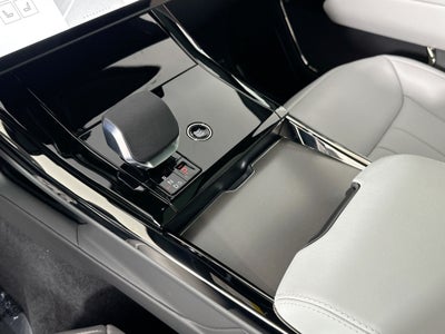 2026 Land Rover Range Rover Sport SE