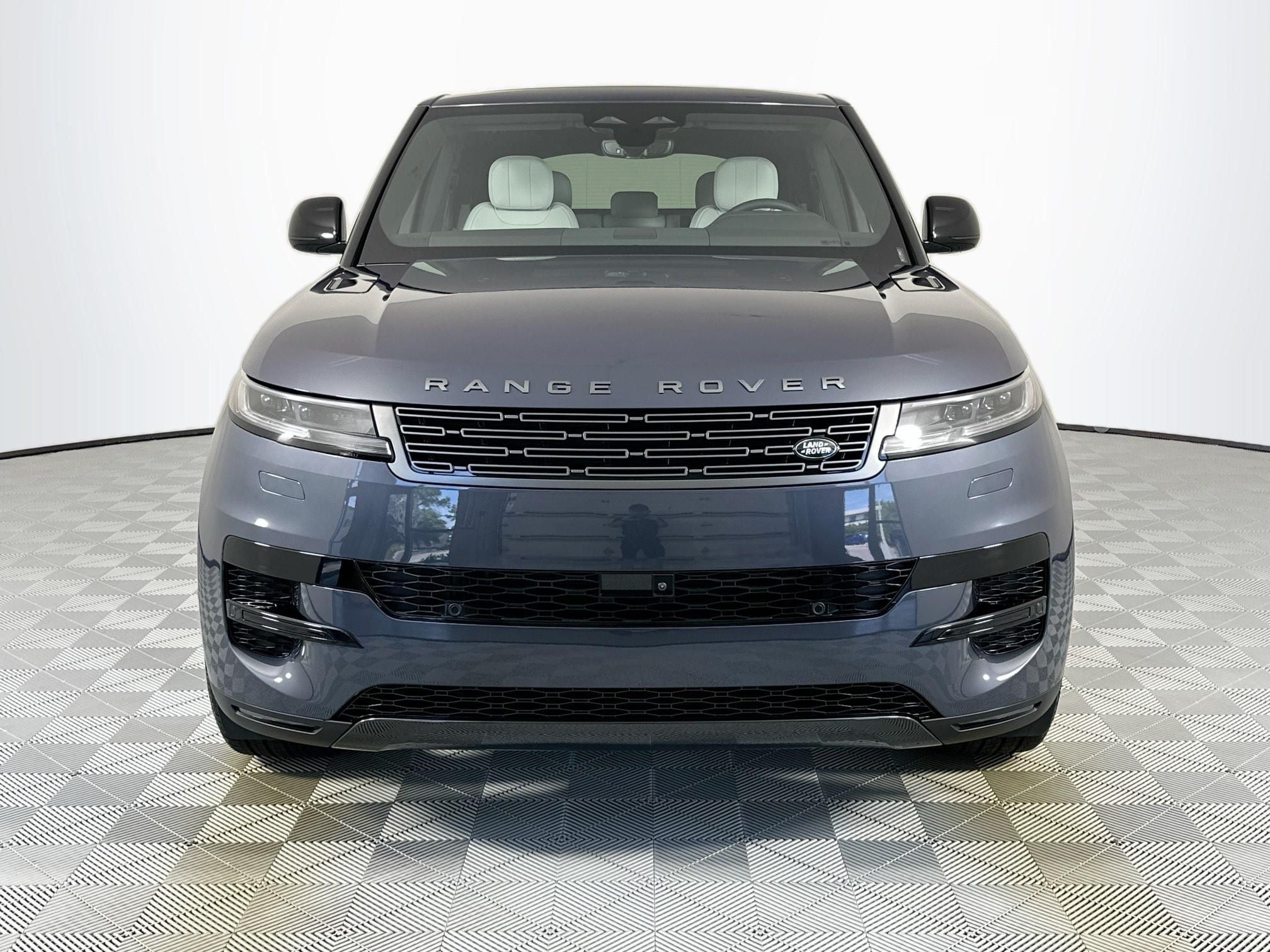 2026 Land Rover Range Rover Sport SE