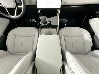 2026 Land Rover Range Rover Sport SE