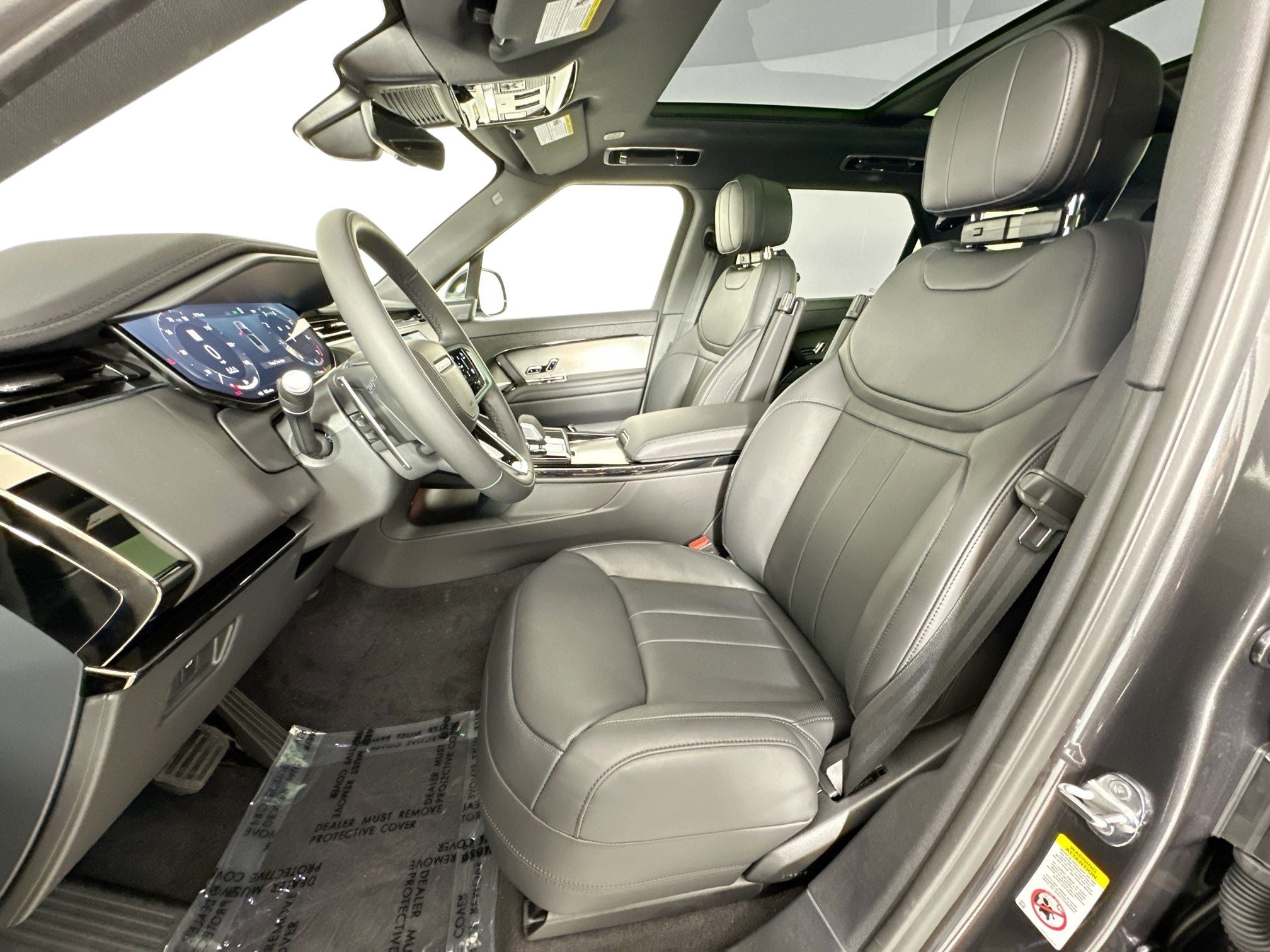 2026 Land Rover Range Rover Sport SE