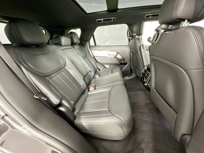 2026 Land Rover Range Rover Sport SE