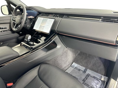 2026 Land Rover Range Rover Sport SE