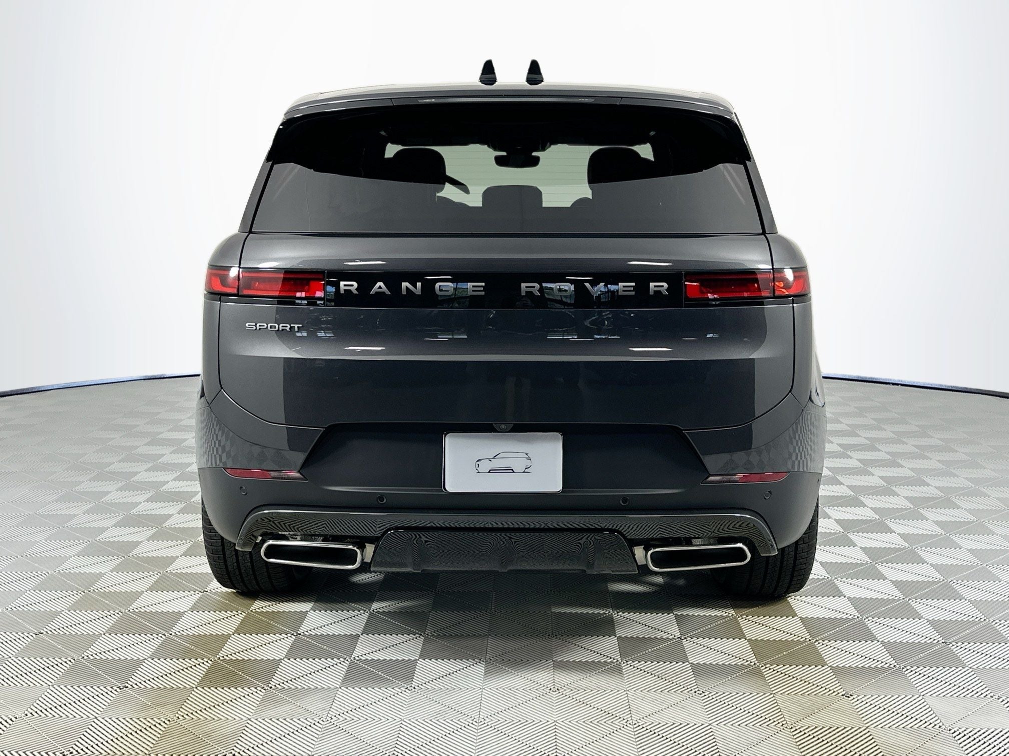 2026 Land Rover Range Rover Sport SE