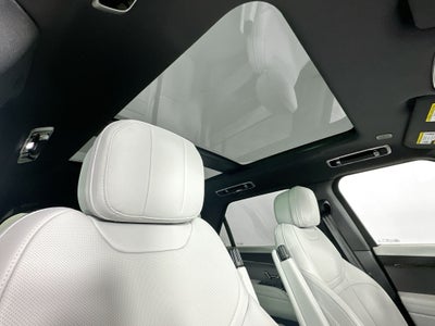 2025 Land Rover Range Rover Sport SE