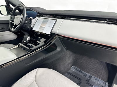 2025 Land Rover Range Rover Sport SE