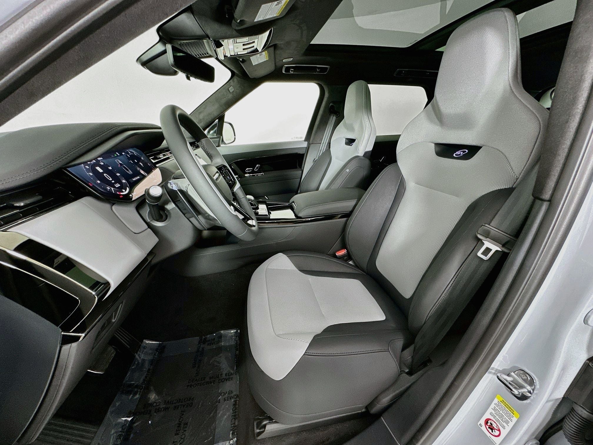 2026 Land Rover Range Rover Sport SV