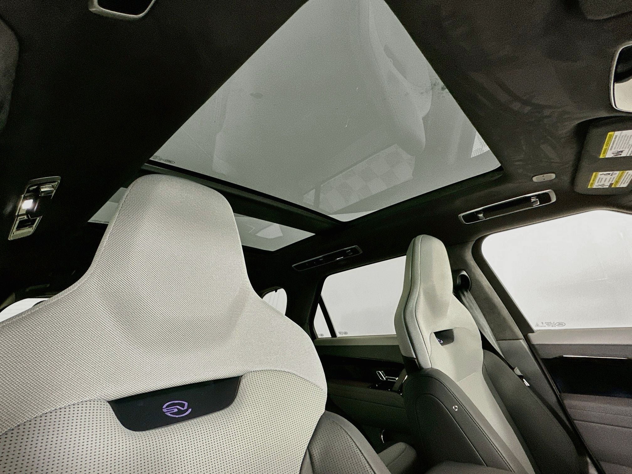 2026 Land Rover Range Rover Sport SV